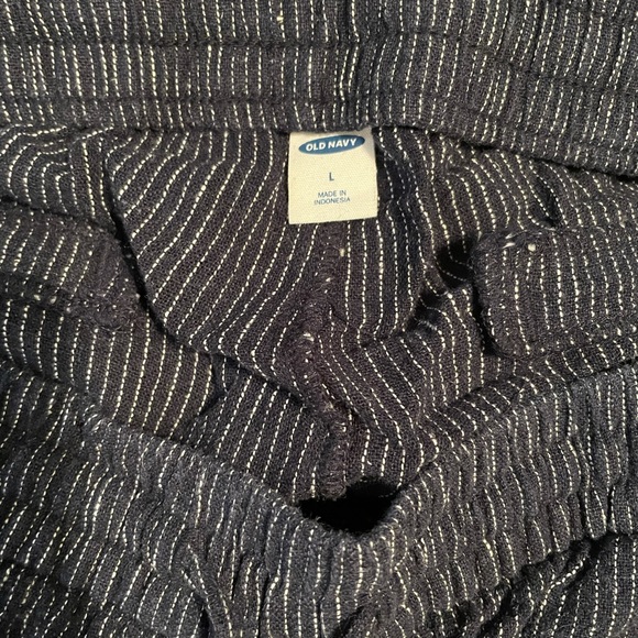 Old Navy string shorts - Picture 3 of 3